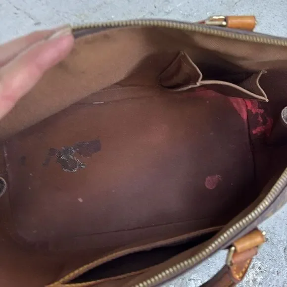 Louis Vuitton Alma bag - Picture 6 of 9